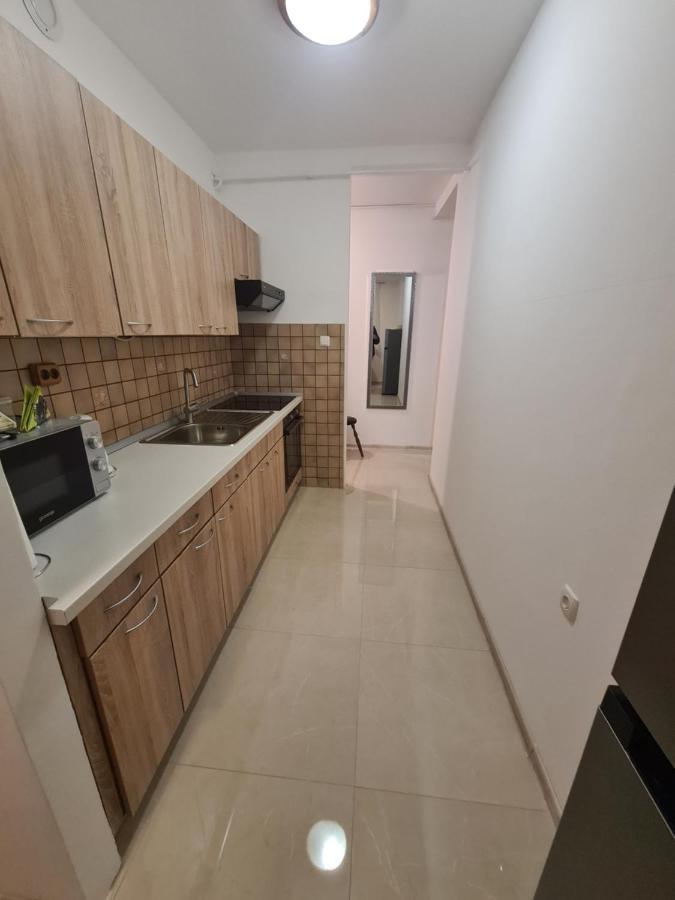 Apartman Yellow - Self Check In Осієк Екстер'єр фото