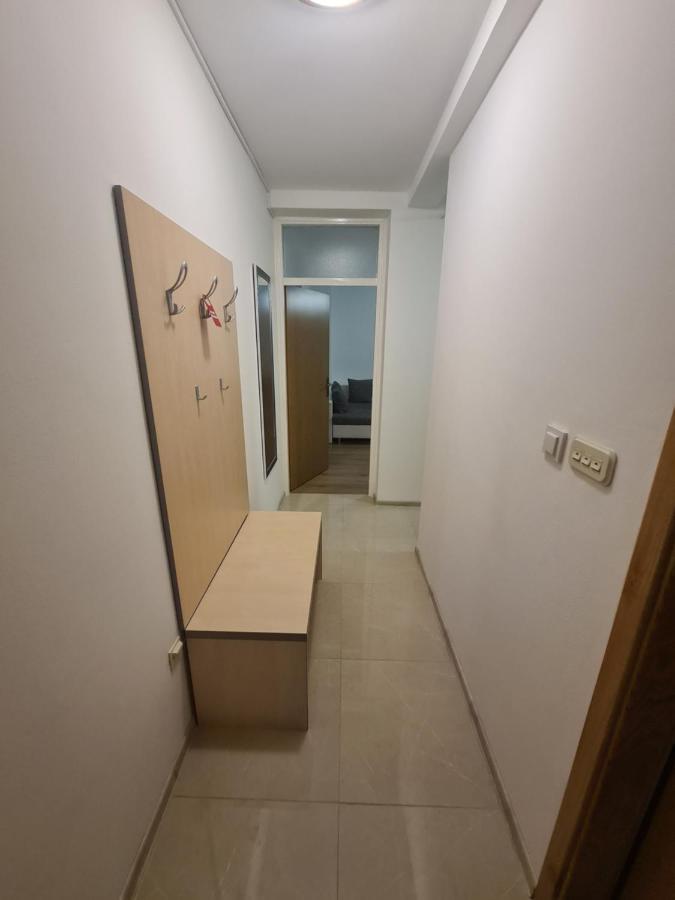 Apartman Yellow - Self Check In Осієк Екстер'єр фото