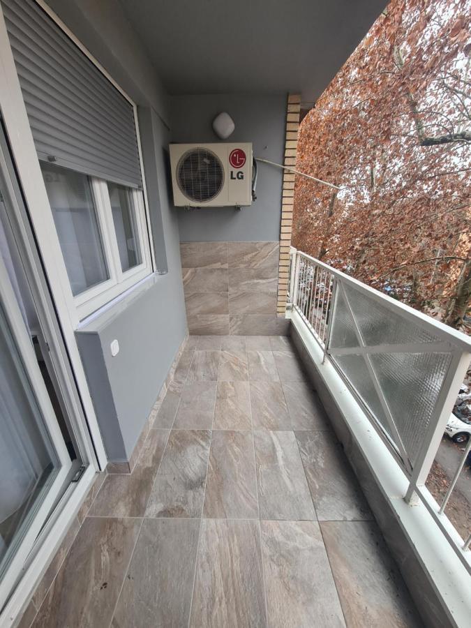 Apartman Yellow - Self Check In Осієк Екстер'єр фото