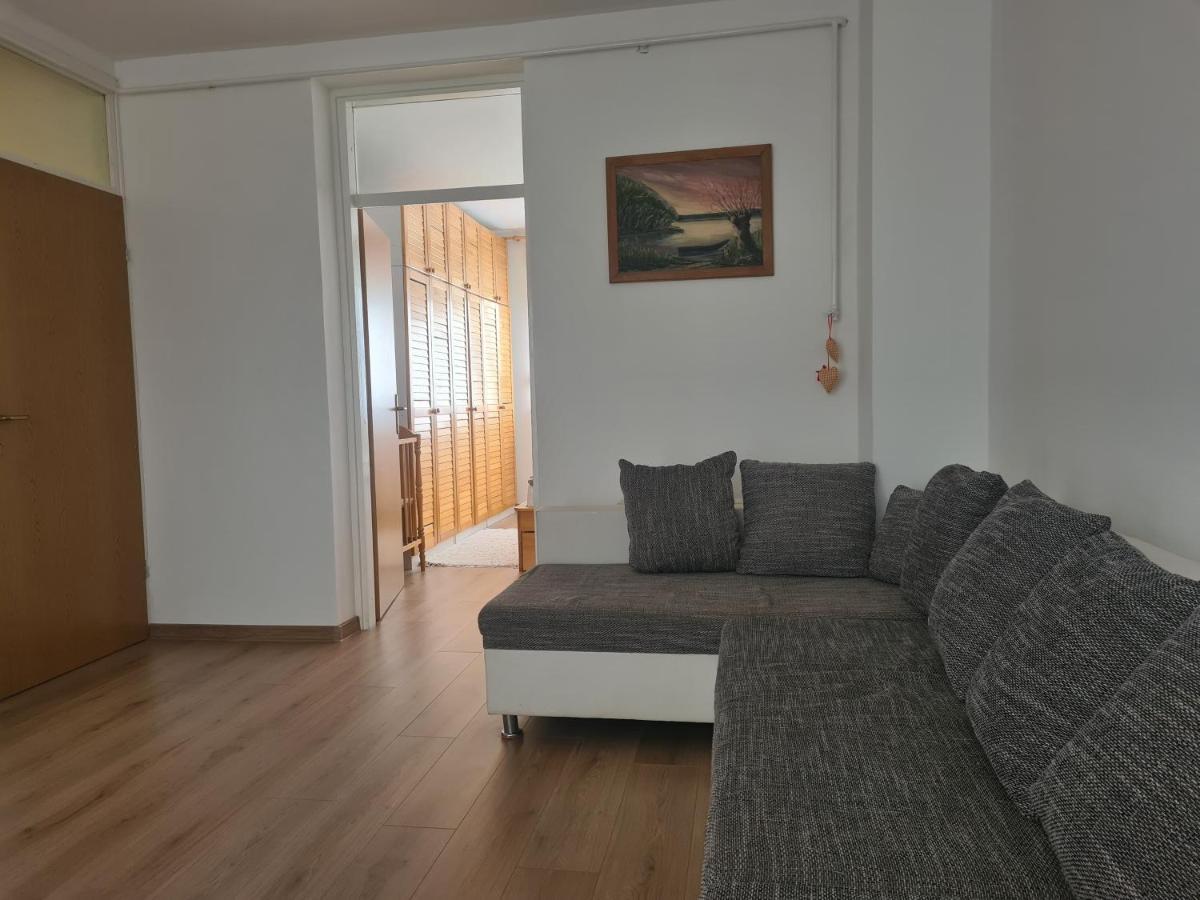 Apartman Yellow - Self Check In Осієк Екстер'єр фото