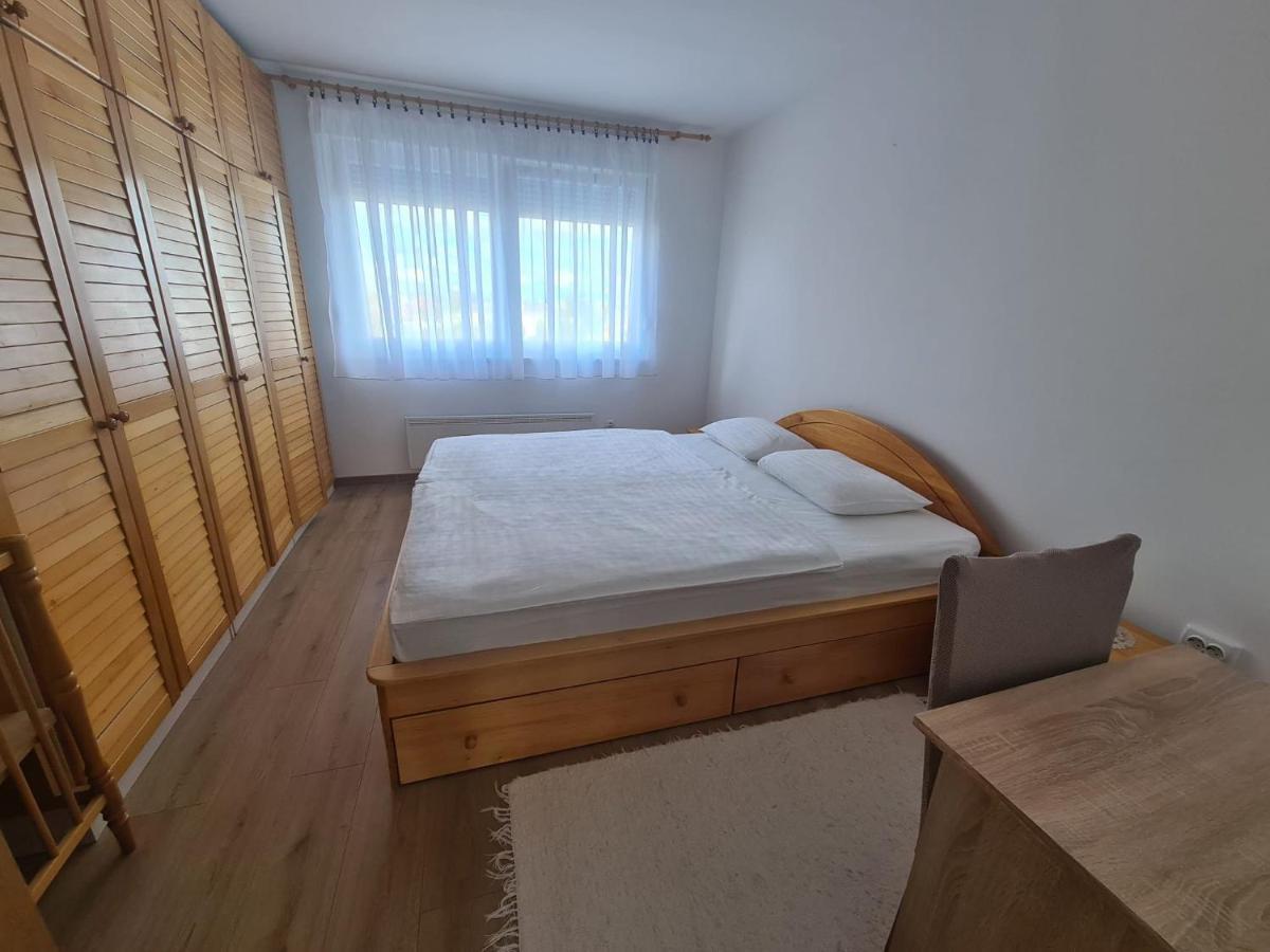 Apartman Yellow - Self Check In Осієк Екстер'єр фото